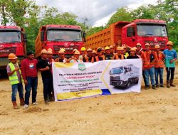 DISNAKERTRANS HAL-TIM SUKSES MELAKSANAKAN PELATIHAN ALAT BERAT